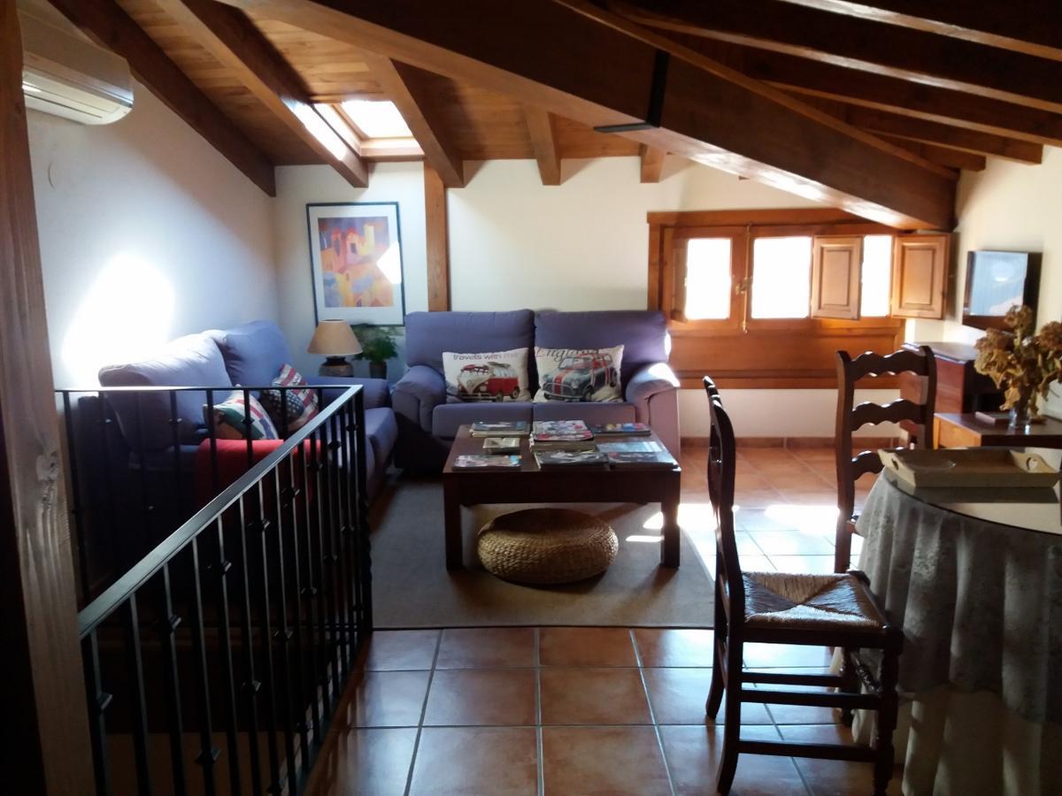 Hostal Rural Luna Y Hostal Rural Lunaposada Candeleda Esterno foto