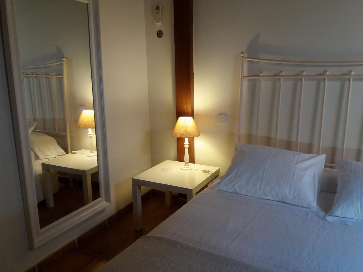 Hostal Rural Luna Y Hostal Rural Lunaposada Candeleda Esterno foto