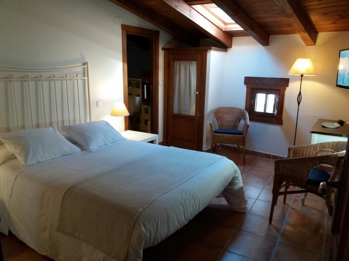 Hostal Rural Luna Y Hostal Rural Lunaposada Candeleda Esterno foto